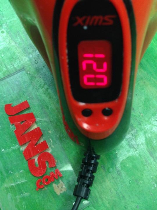 Waxing iron temperature