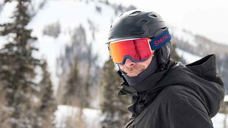 _MG_7323_888x500 Jans Expert shows off his seamless SMITH goggle and helmet integration wearing cylindirical lenses.